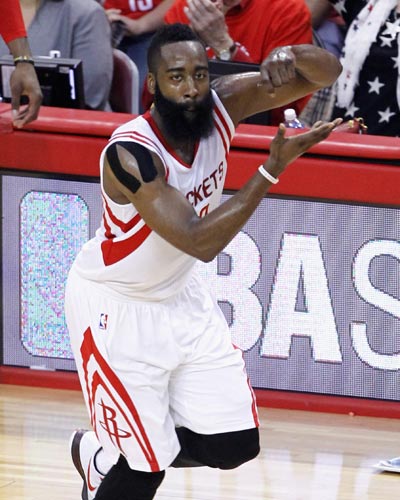 NBA战报：格莱姆斯22分，76人116-101轻取雄鹿（76人116-101力克雄鹿，格莱姆斯贡献22分）