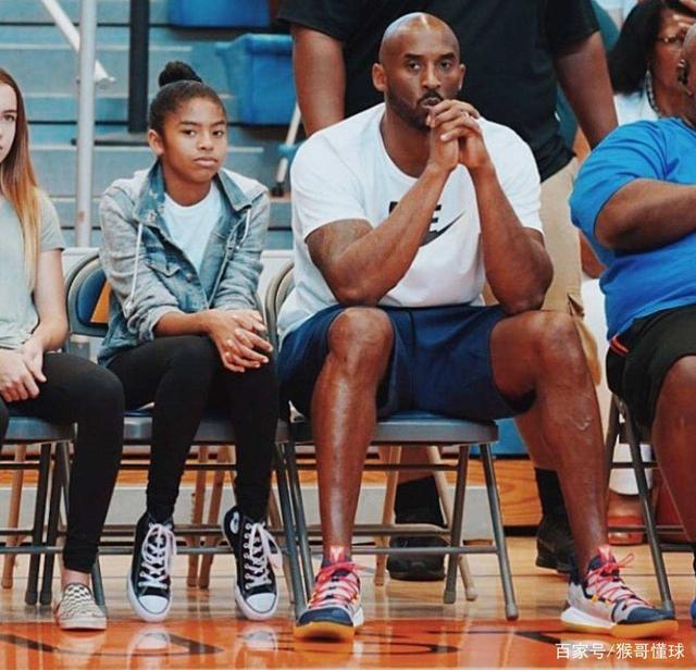 这是39岁？胡尔克远距离任意球直接爆射破门（39岁仍猛！胡尔克超远任意球重炮轰门得手）