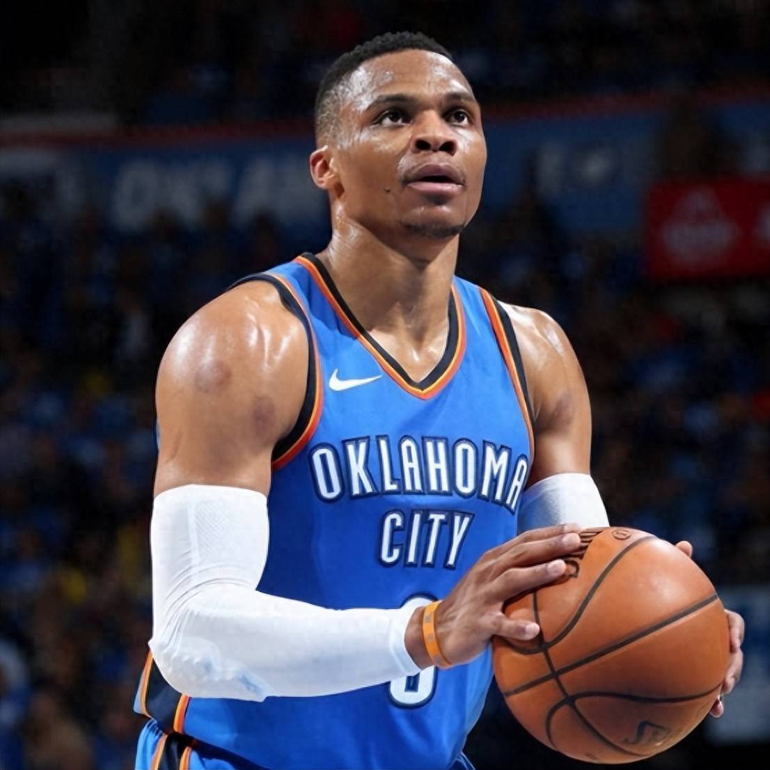 里弗斯：字母哥正在接受核磁共振检查，不认为他是跟腱受伤（里弗斯：字母哥正做核磁共振，暂不认为是跟腱伤）